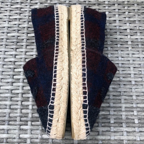 CHANEL Gray, Red and Navy Plaid Espadrilles BNWOB - Picture 6 of 8